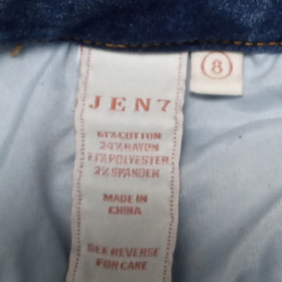 Jen 7 Cropped Straight Factory Whiskering Frayed Ankle Jean Size 8 - Picture 5 of 10